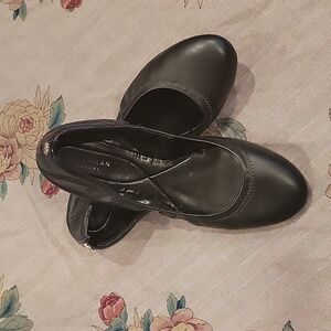 COLE HAAN Leather Ballet flat
